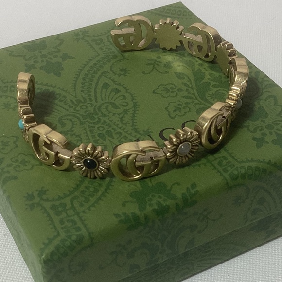 Gucci GG Retro Gold Blue Stone Bangle Bracelet - Picture 1 of 5
